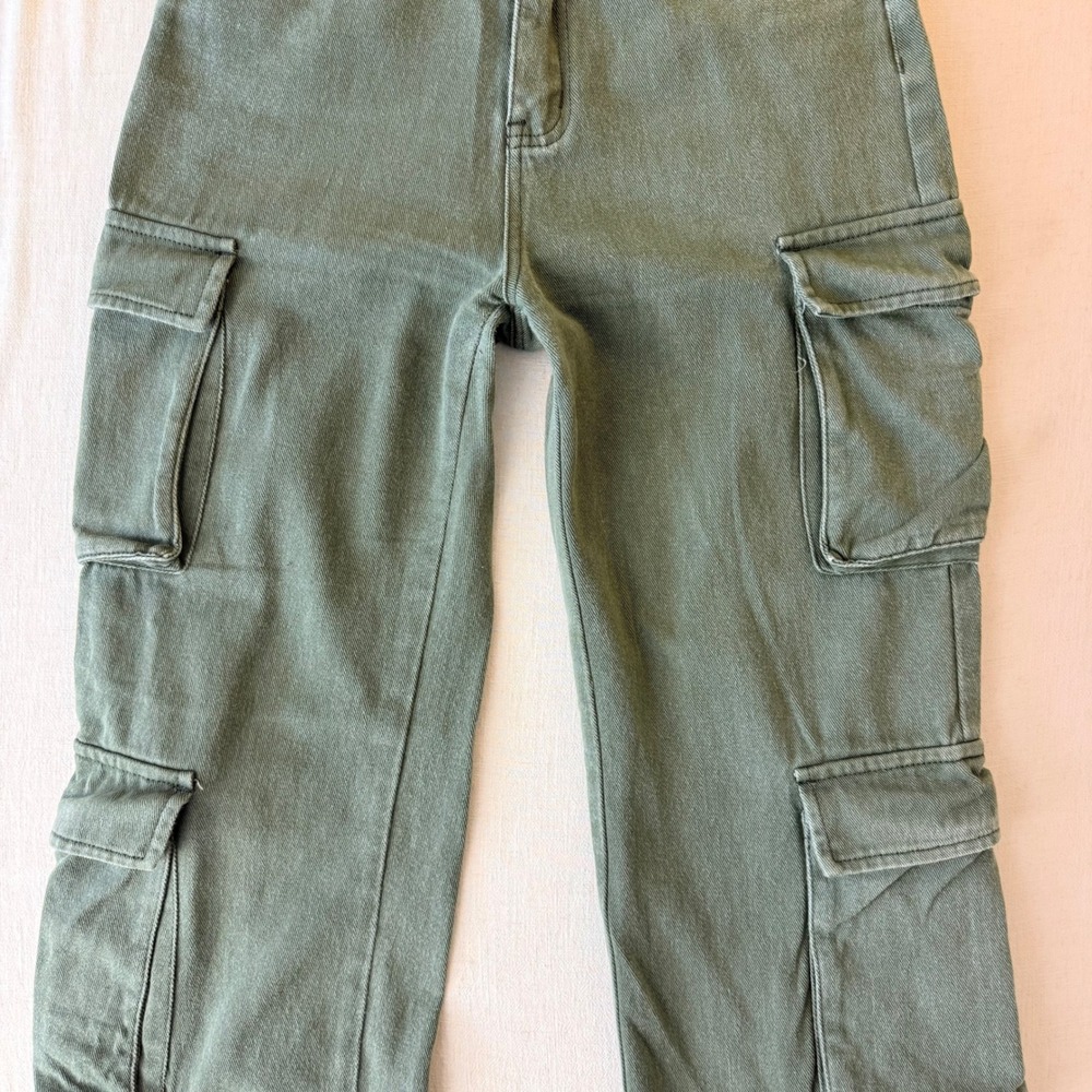 PrettyLittleThing High Rise Utility Cargo Pants Women Size 6 Green - Picture 12 of 13
